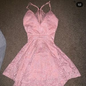 Pink laced dress🎀